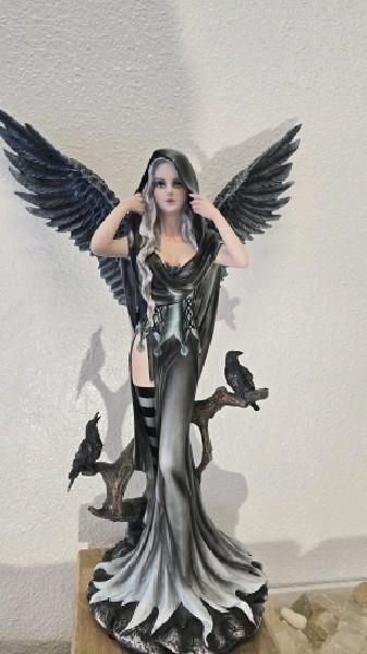 Dark Angel with Two Ravens Statue – 24 Inch
