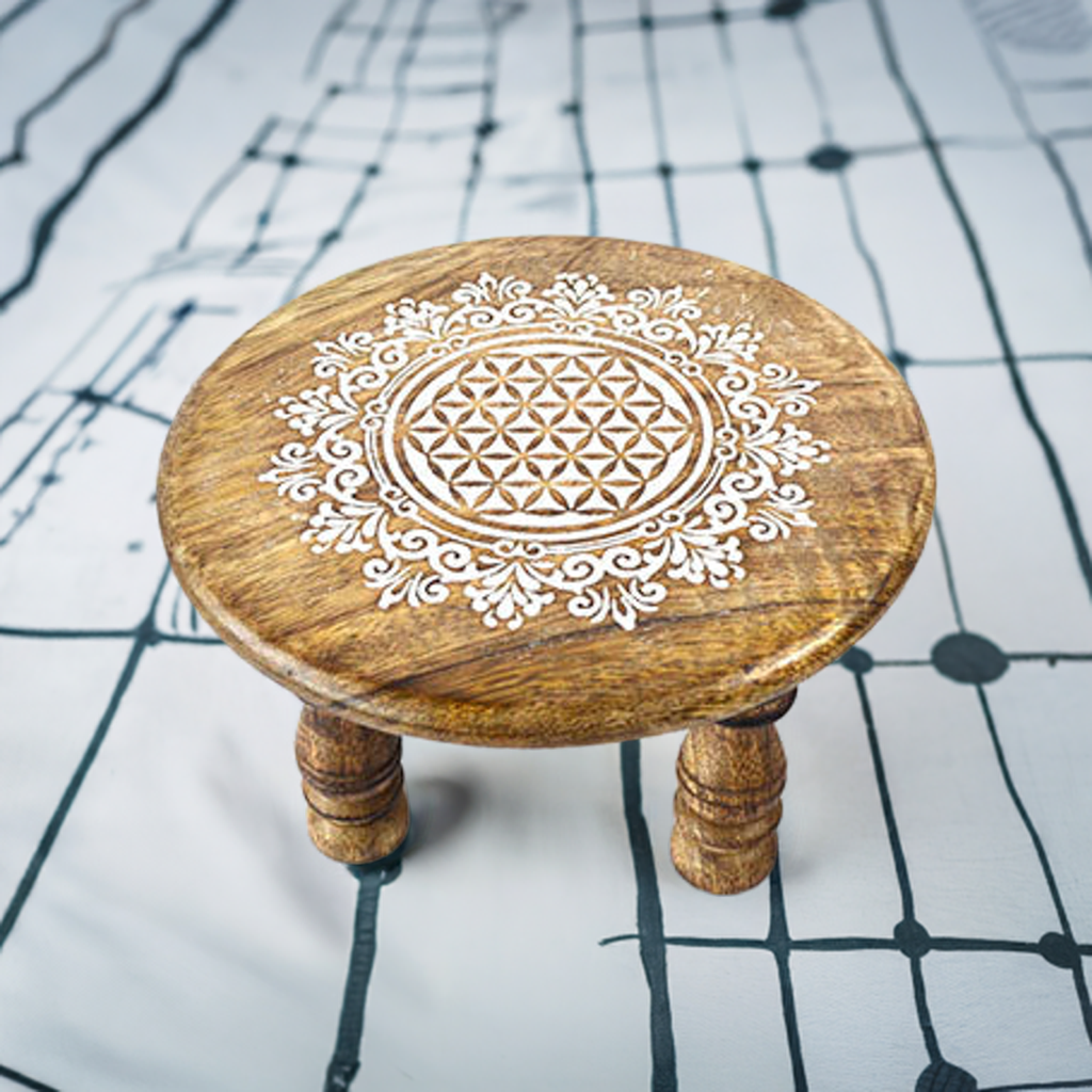 Flower of Life Wooden Table – 6" x 4" Compact Decorative Display Stand with Geometric Engraving
