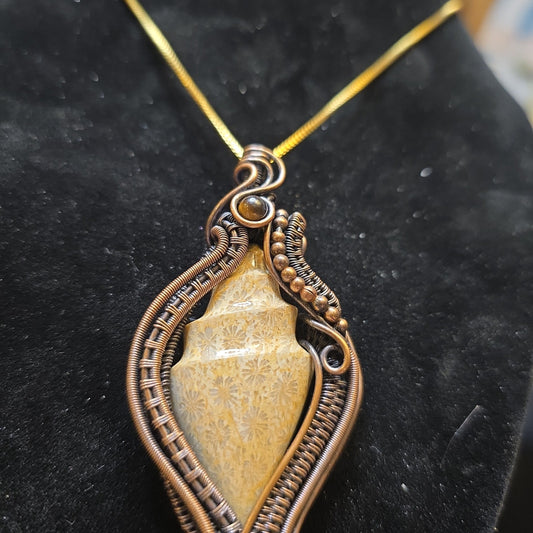 Coral Agate Shell Motif Wire Wrapped Pendant